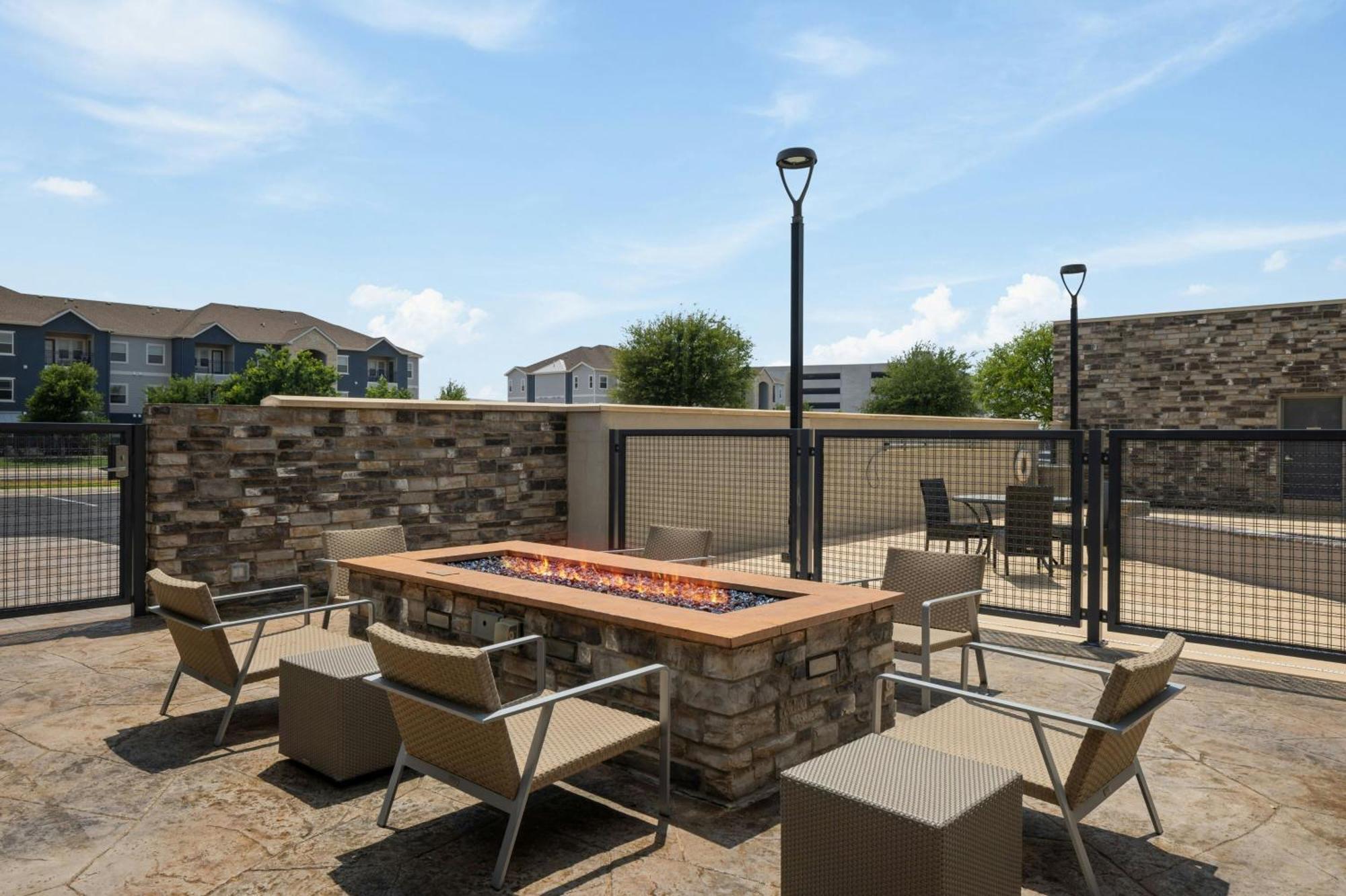 Springhill Suites By Marriott Midland Odessa Exterior foto